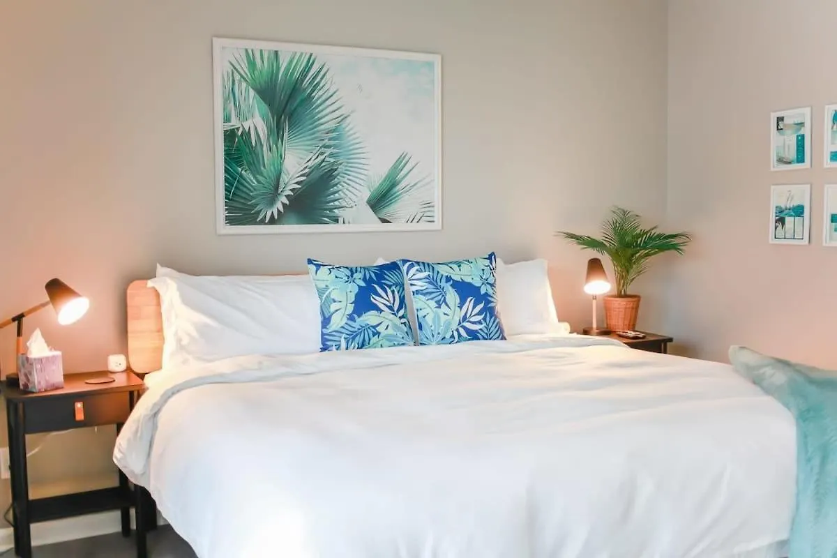 Sojourn The Ocean Breeze In Virginia Beach